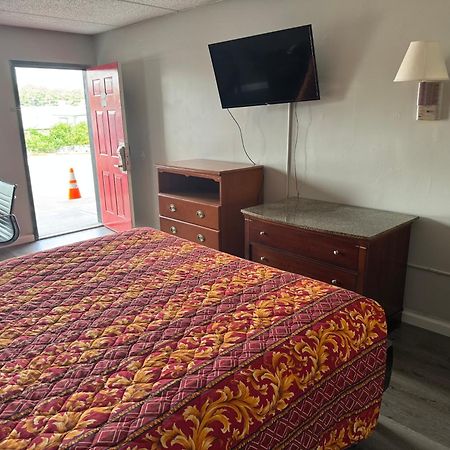 Regency Inn 리버데일 외부 사진